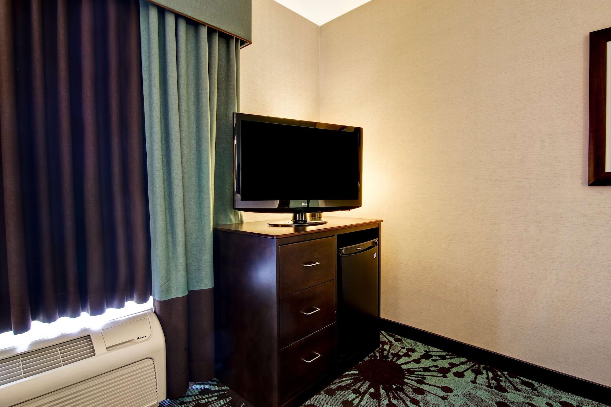 Hampton Inn By Hilton Toronto Airport Corporate Centre Exteriör bild