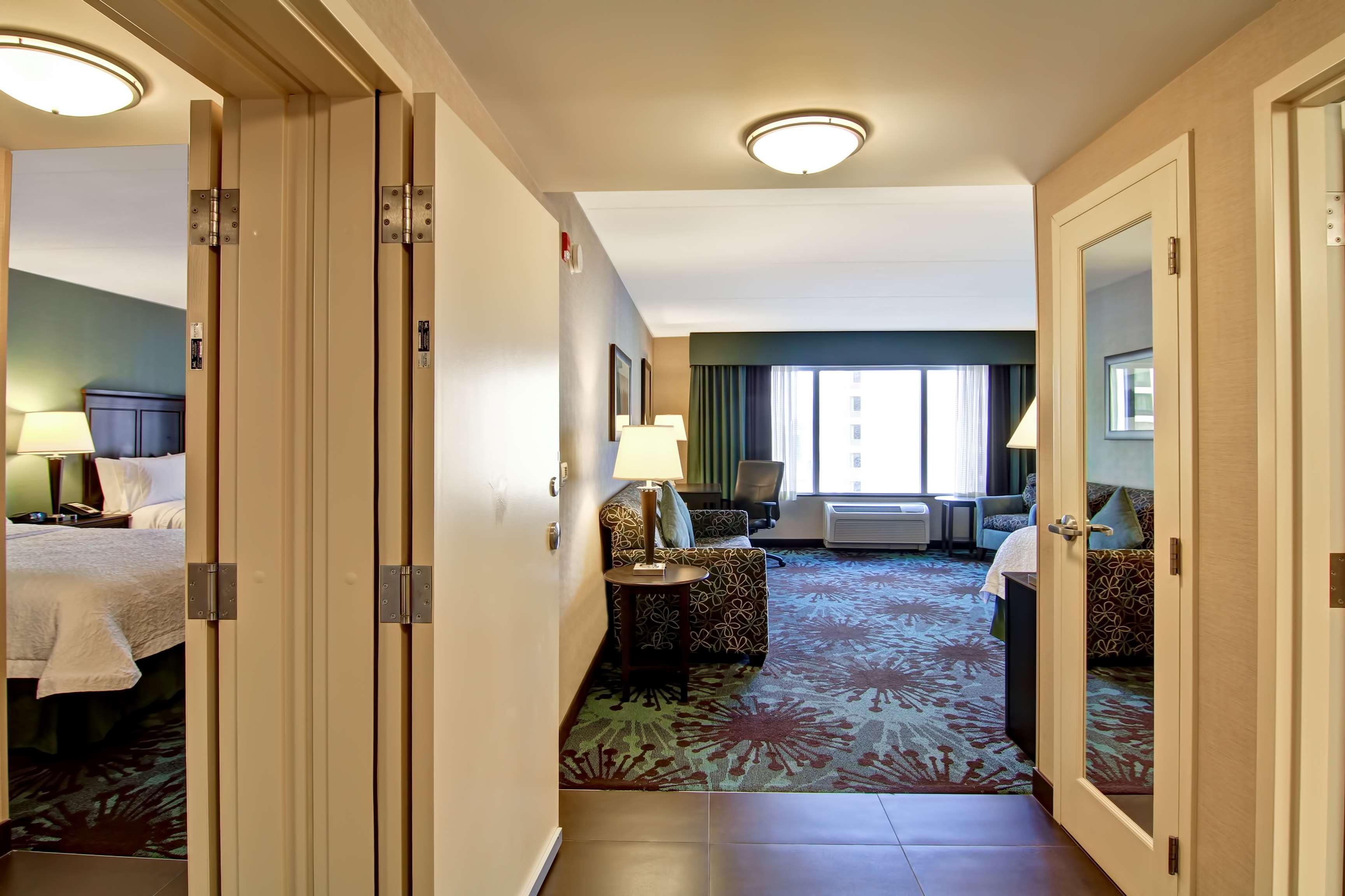 Hampton Inn By Hilton Toronto Airport Corporate Centre Exteriör bild