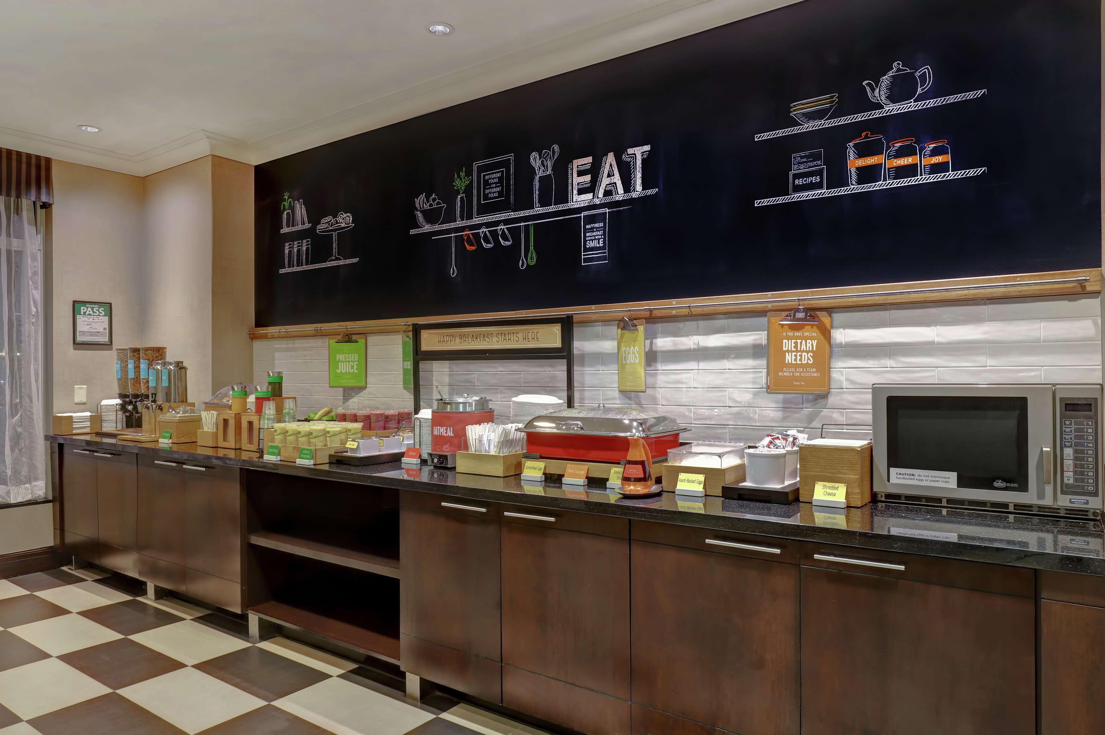 Hampton Inn By Hilton Toronto Airport Corporate Centre Exteriör bild