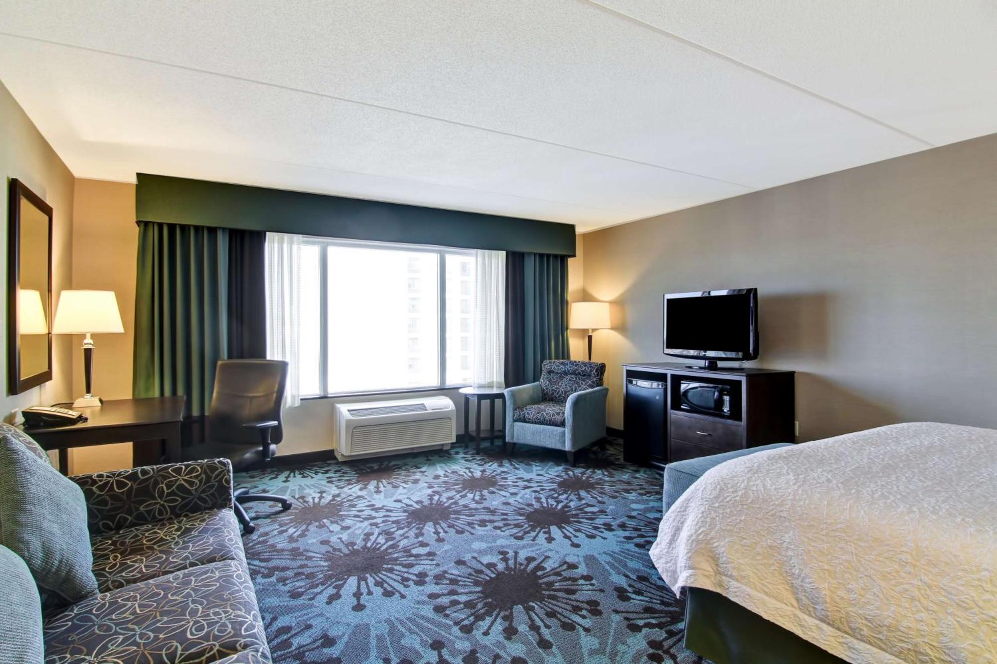 Hampton Inn By Hilton Toronto Airport Corporate Centre Exteriör bild