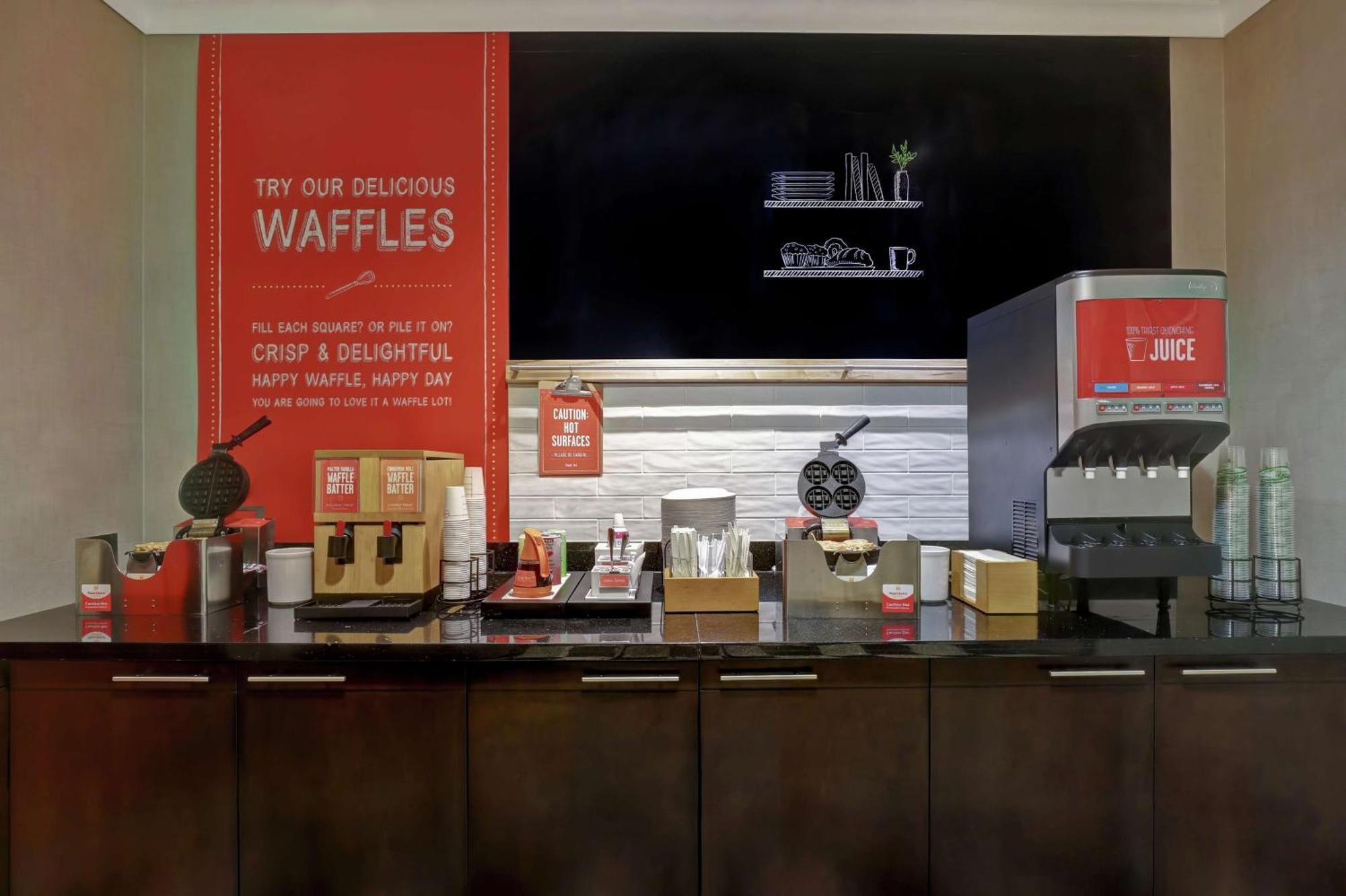 Hampton Inn By Hilton Toronto Airport Corporate Centre Exteriör bild